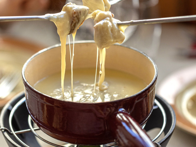 L'Auberge Savourez notre fondue aux 4 fromages